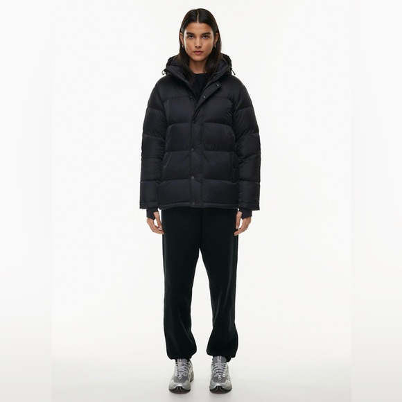 Aritzia Super Puff Satin Flex Black XS *NWOT* - Picture 2 of 10